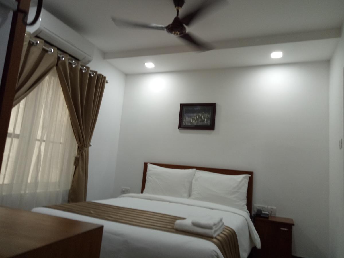 Pgs Inn Kochi Exteriér fotografie