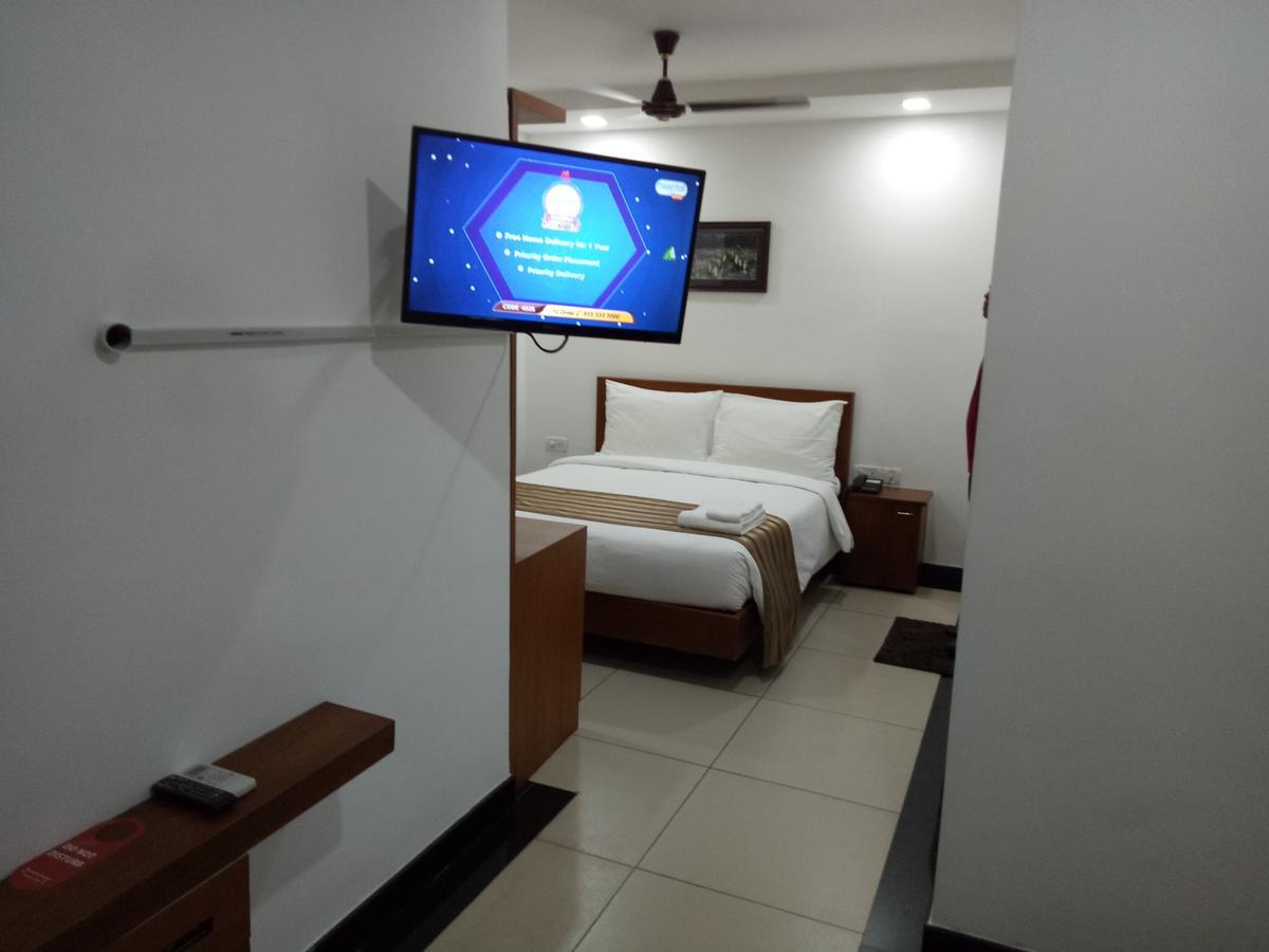 Pgs Inn Kochi Exteriér fotografie