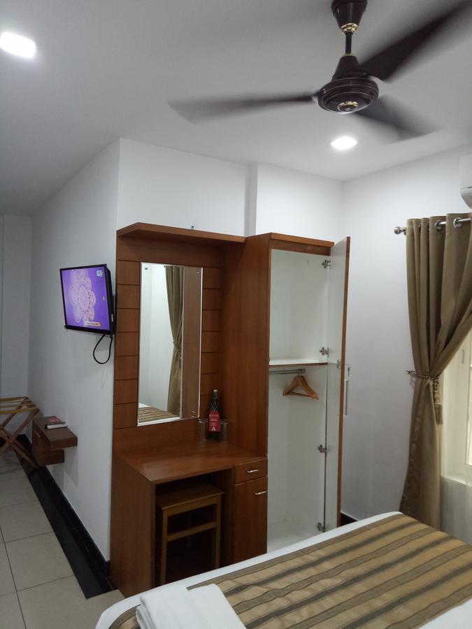 Pgs Inn Kochi Exteriér fotografie